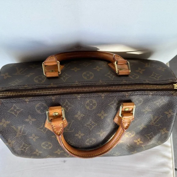 Louis Vuitton Brown Monogram Travel Bag - Picture 5 of 15